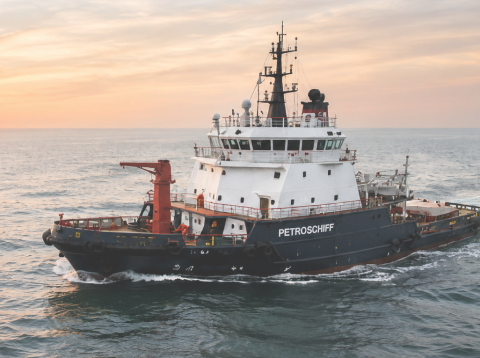 FAST SUPPORT INTERVENTION VESSEL (FSIV)